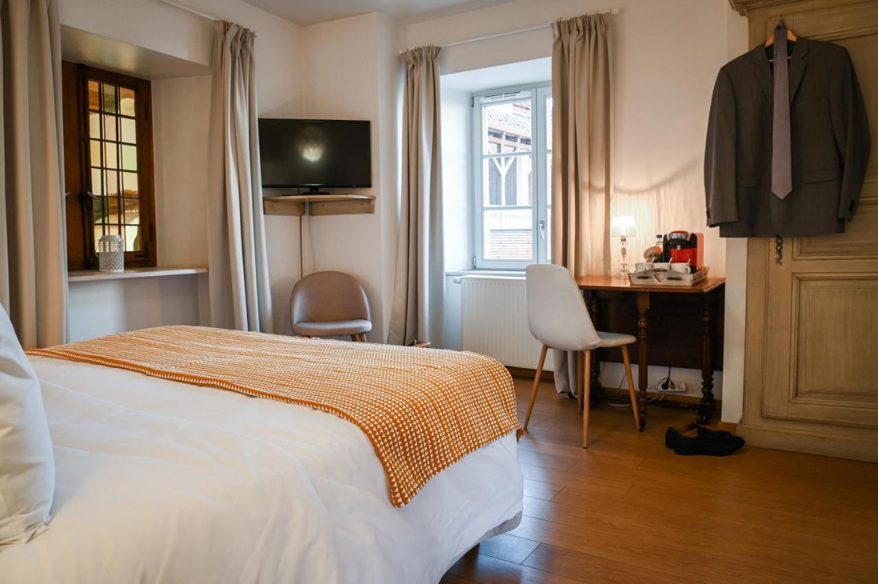 อาโม เดอกีไชม์ Hotel เอกิสไฮม์ ภายนอก รูปภาพ
